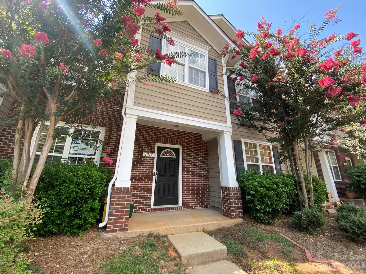 8215 Chaceview CT, Charlotte, NC 28269
