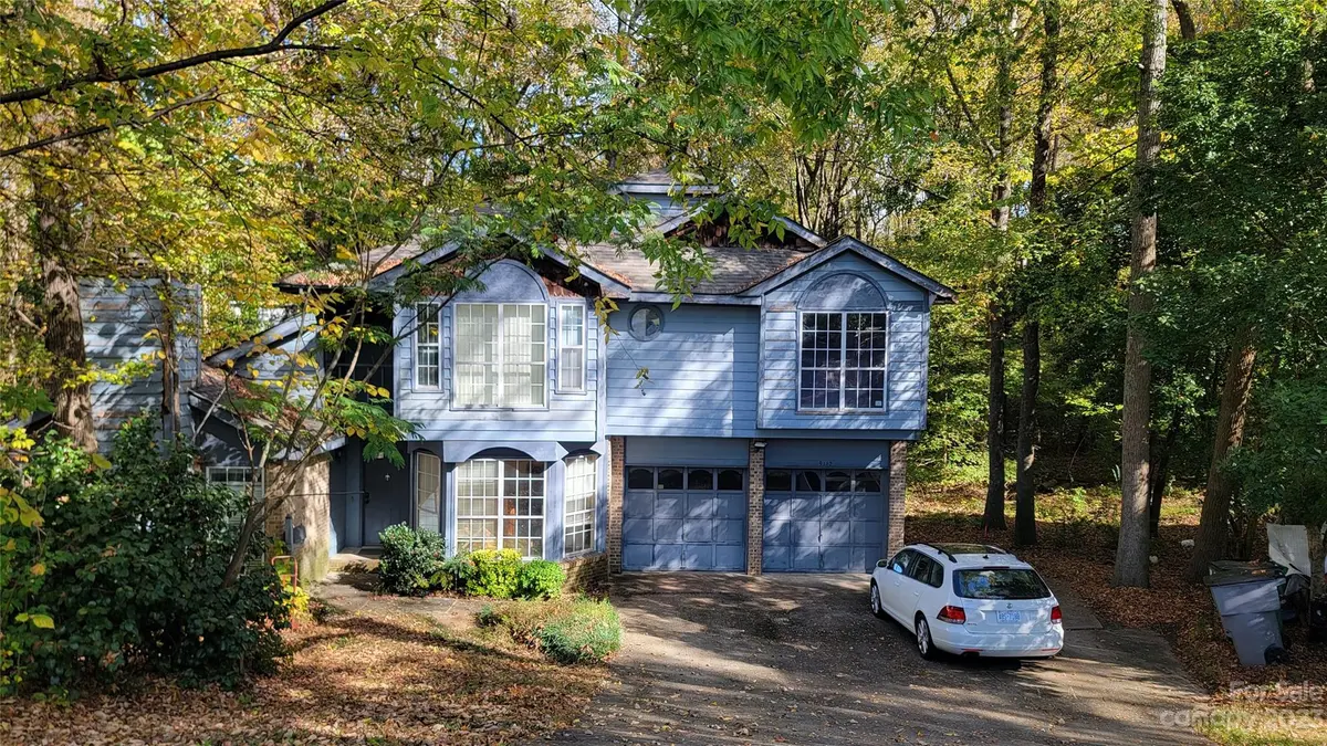 9112 Vicksburg RD, Charlotte, NC 28227