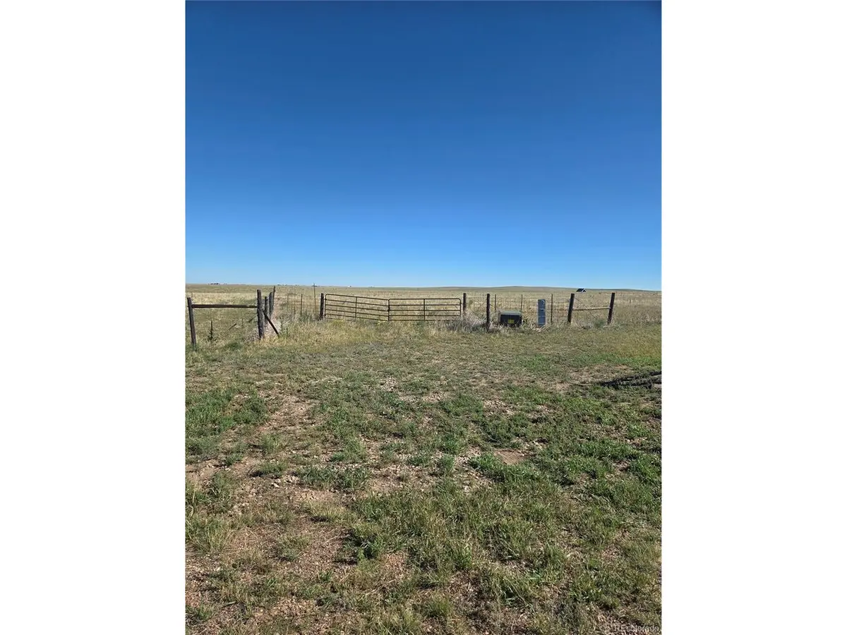 45502 Deerfield, Elizabeth, CO 80107
