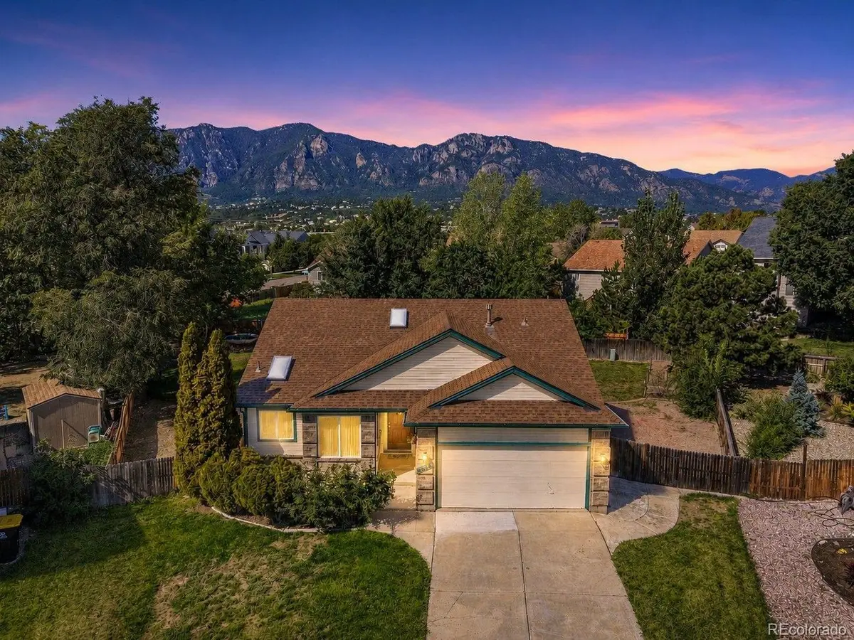 1305 Eastmeadow, Colorado Springs, CO 80906