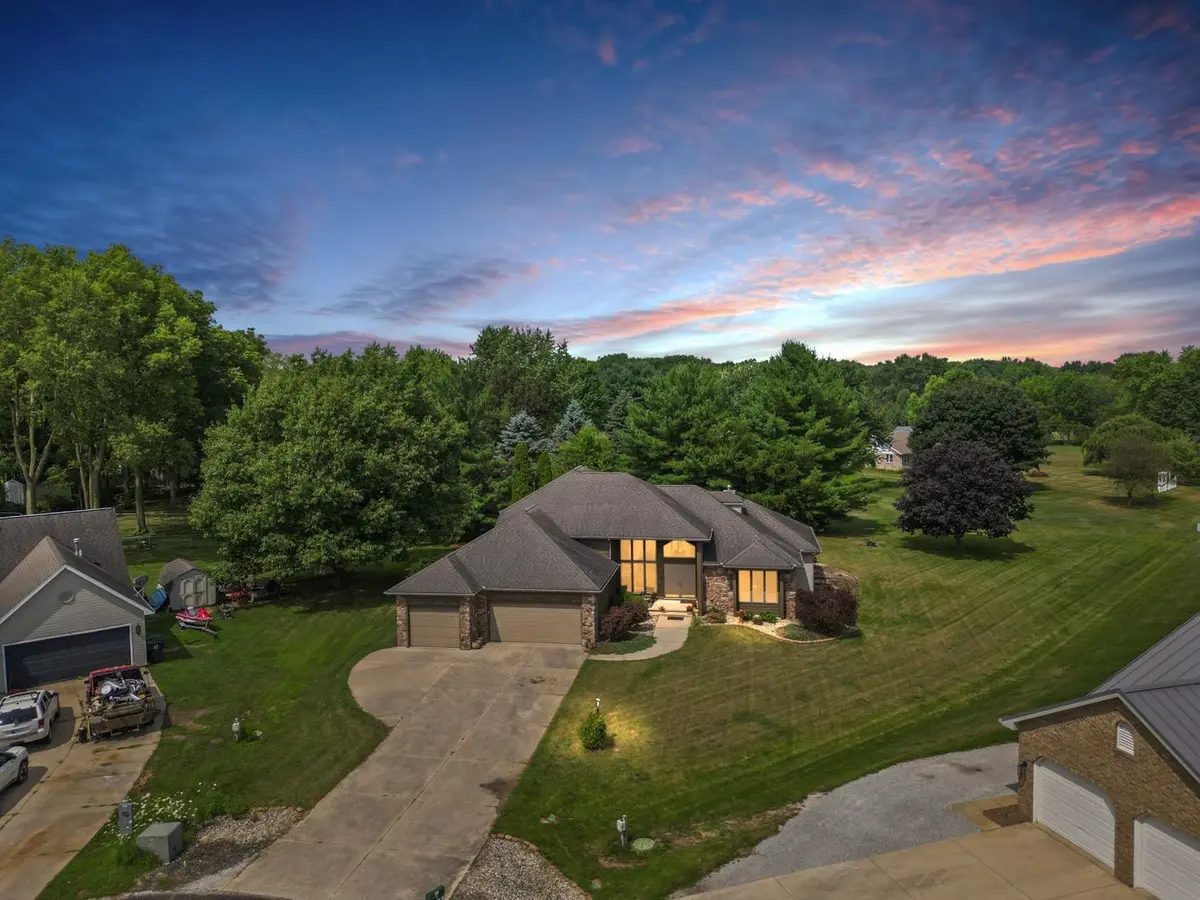 46 EMS T6A LN, Leesburg, IN 46538