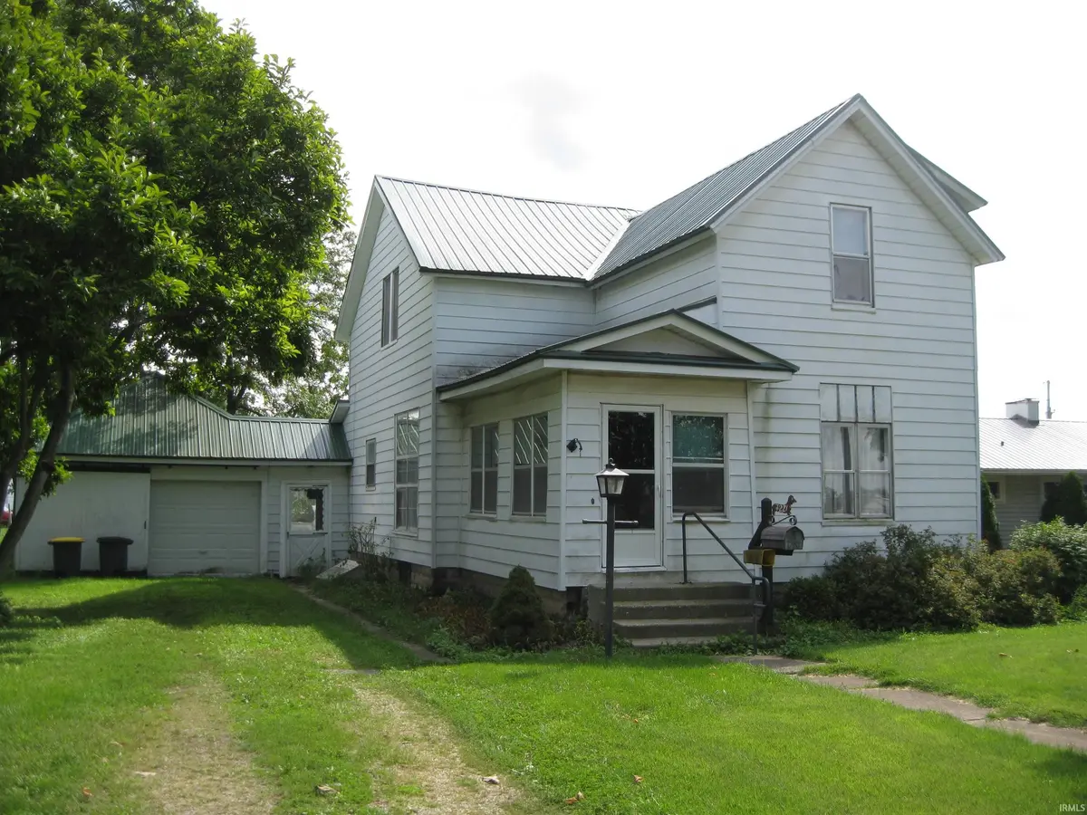 1221 ADAMS ST, Decatur, IN 46733