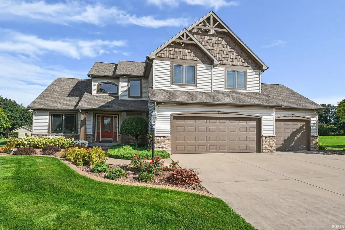 30081 Quail Pointe DR, Granger, IN 46530