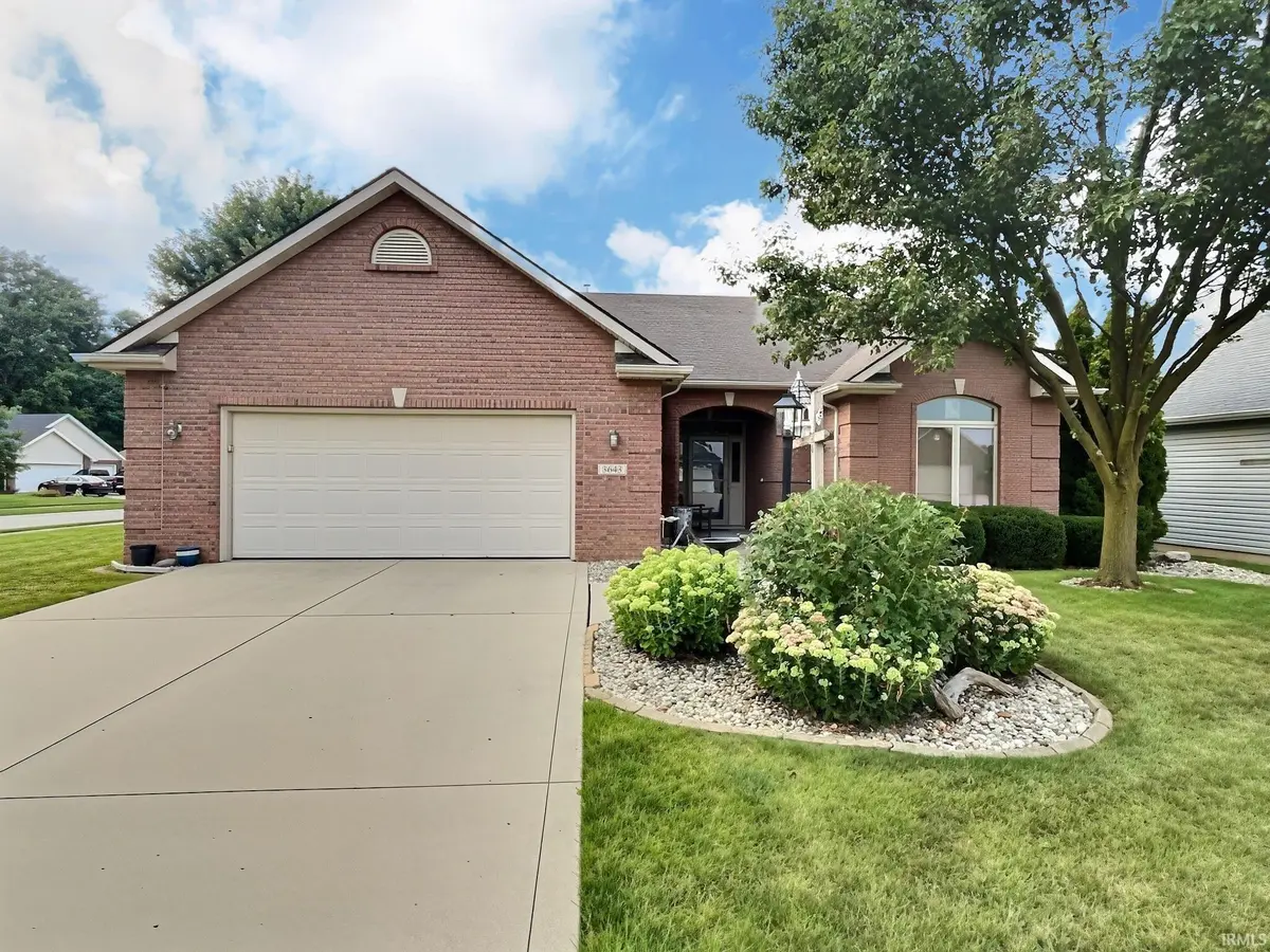 3643 Westport DR, New Haven, IN 46774
