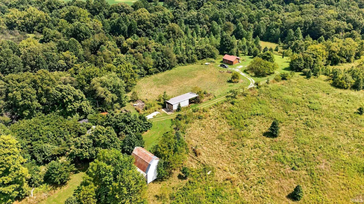 1757 S Walnut Grove RD, Bloomfield, IN 47424