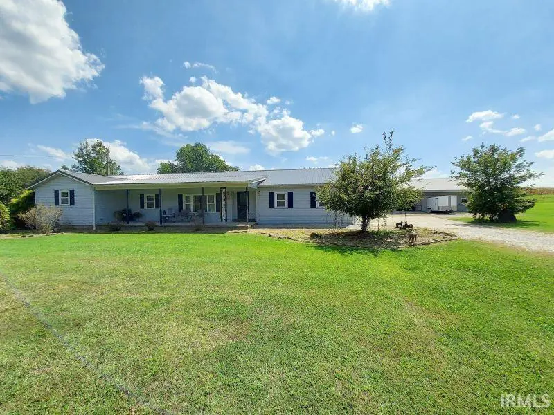 2940 E 550 S. ***, Huntingburg, IN 47542