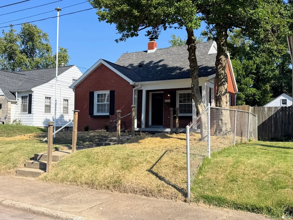 1062 Waggoner AVE, Evansville, IN 47714