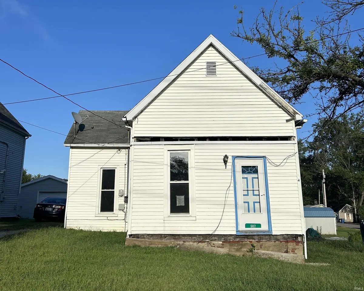 507 N Sixth ST, Boonville, IN 47601-1417