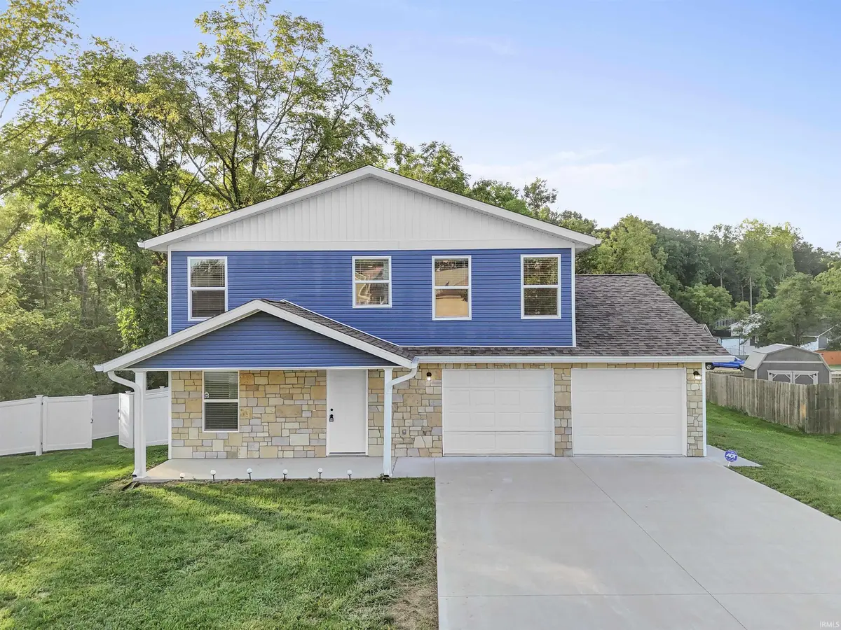 734 N Livy CT, Ellettsville, IN 47429