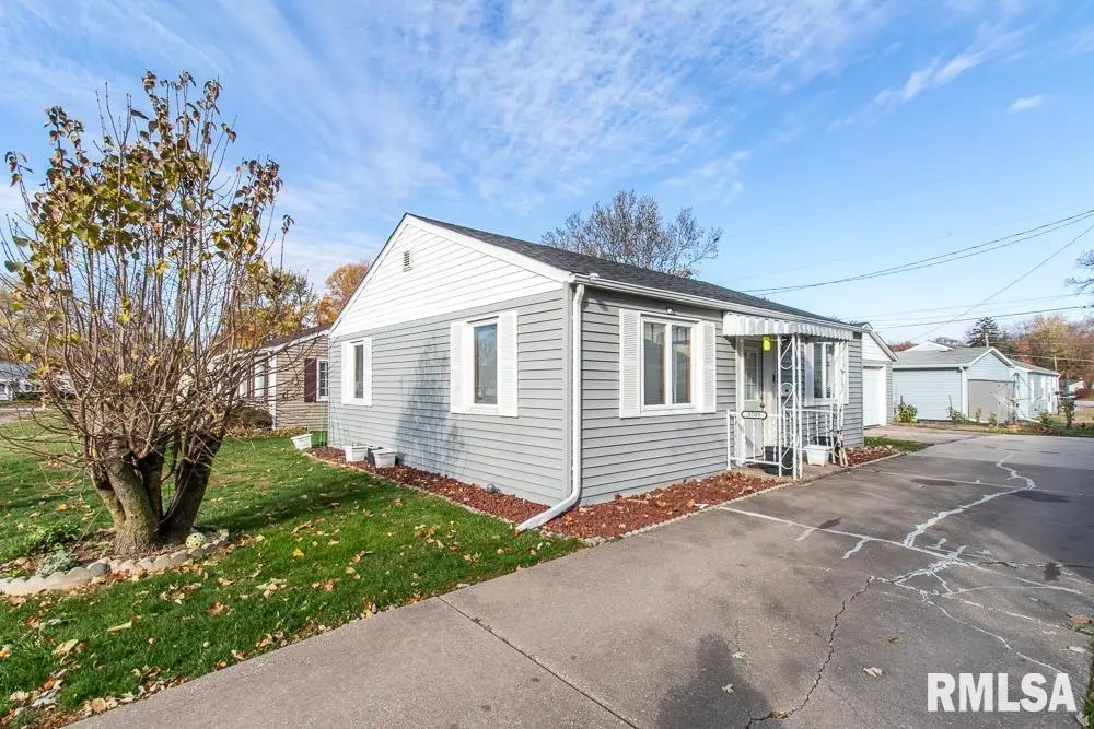 3705 14TH AVE, Moline, IL 61265