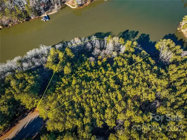 1229 Boardwalk DR, Connelly Springs, NC 28612