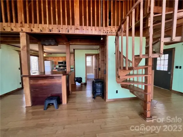 417 Knob Hill EST, Sylva, NC 28779