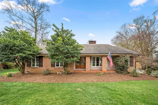 1216 Braeburn RD, Charlotte, NC 28211
