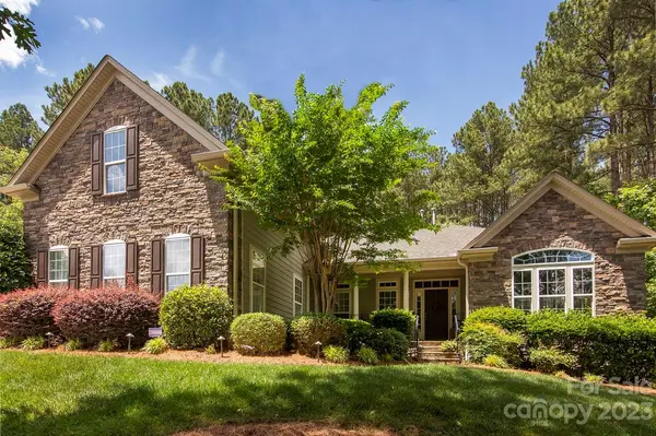 113 Rivendell CT, Mount Holly, NC 28120