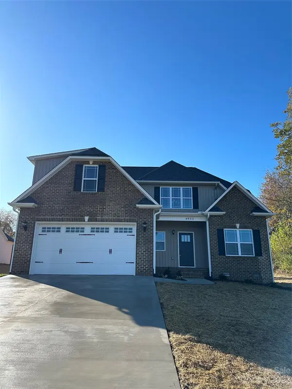 4933 Southview DR, Hickory, NC 28602