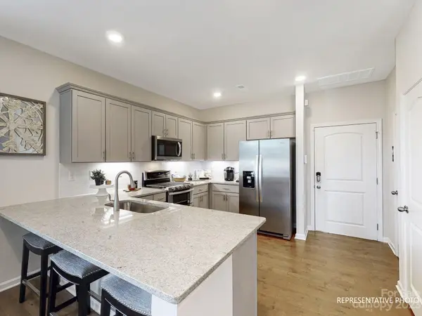 5436 Kinsbridge DR #5B, Mint Hill, NC 28227