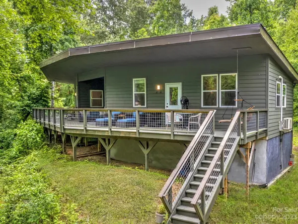 147 Nightowls TER, Lake Lure, NC 28746
