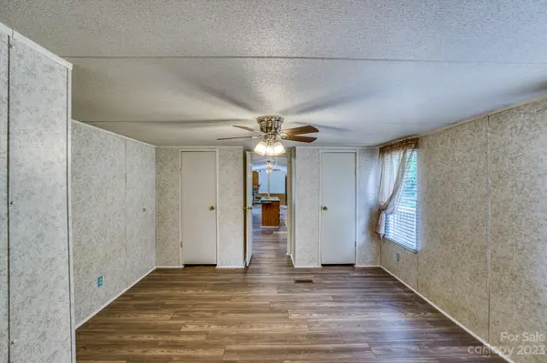 1173 Sharon Ridge RD, Fairview, NC 28730