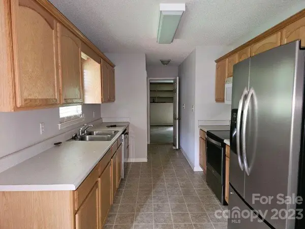 6539 Cedar RD, Denver, NC 28037