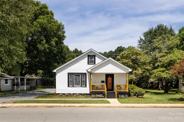 1005 N Main ST N, Lowell, NC 28098
