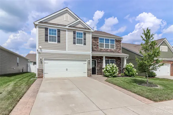 190 Atwater Landing DR, Mooresville, NC 28117