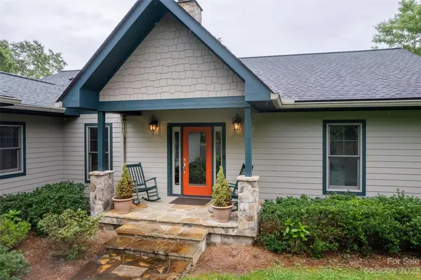 90 Racoon RDG, Almond, NC 28702