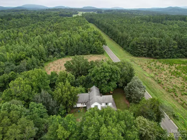 3825 Nc Highway 109 HWY, Troy, NC 27371