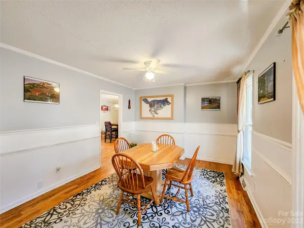 84 Lakeview DR, Marion, NC 28752