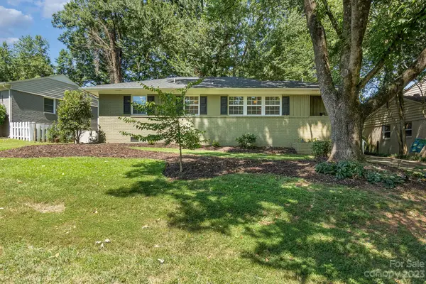 543 Manhasset RD, Charlotte, NC 28209