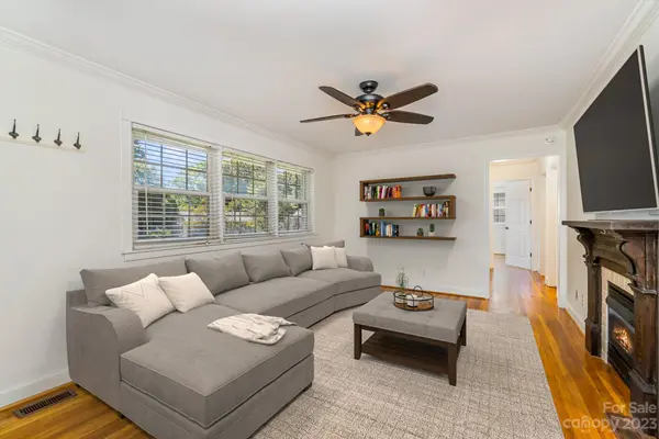 543 Manhasset RD, Charlotte, NC 28209