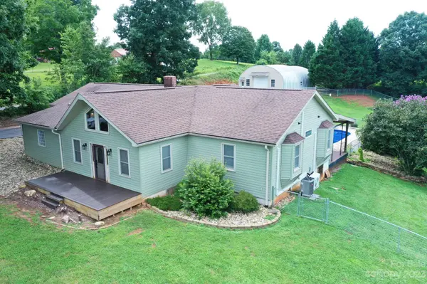 1311 Duckworth DR, Morganton, NC 28655