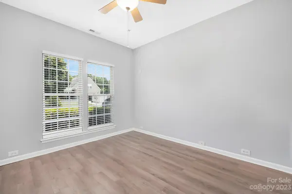 124 Gabriel DR, Mooresville, NC 28115