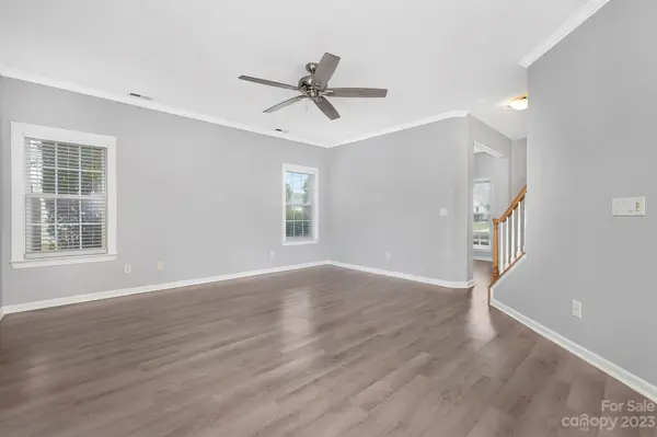 124 Gabriel DR, Mooresville, NC 28115
