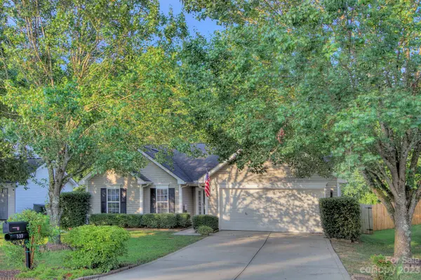 537 Chase Brook DR, Rock Hill, SC 29732
