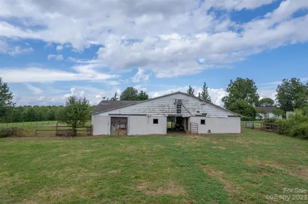 192 Weeping WAY, Ellenboro, NC 28040