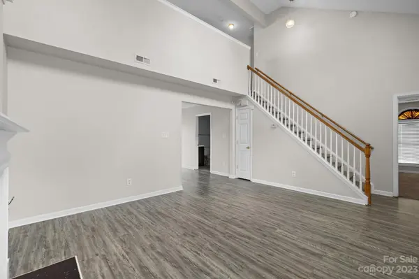 1022 Hipp RD, Charlotte, NC 28216