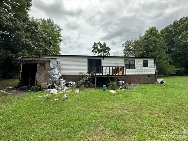 5 Henry Rose DR, Taylorsville, NC 28681