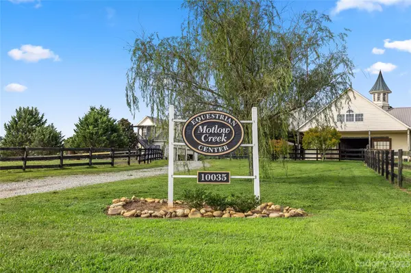 10035 New Cut RD, Campobello, SC 29322