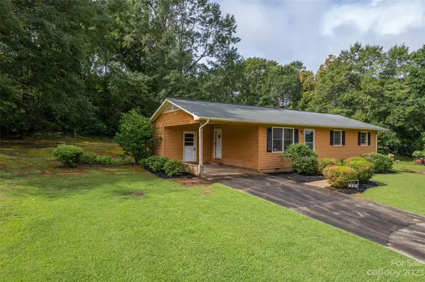 291 Ragtown RD, Mooresboro, NC 28114