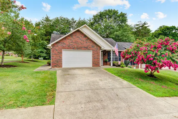 803 Whetstone PL SW, Conover, NC 28613
