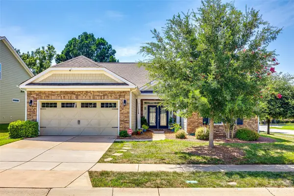 4904 Star Hill LN, Charlotte, NC 28214
