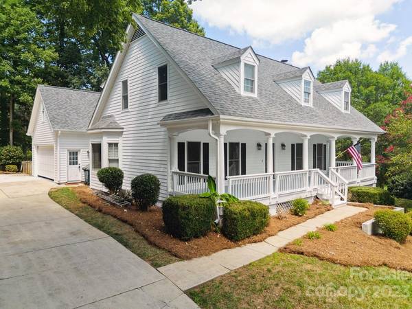 19119 Southport DR, Cornelius, NC 28031