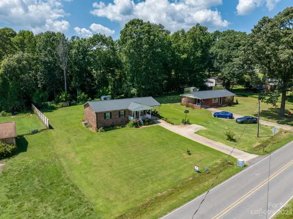 3429 N Oxford ST, Claremont, NC 28610