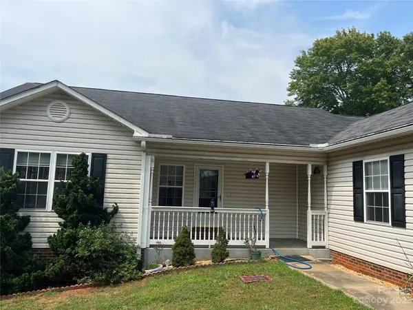 111 Hoyle ST, Morganton, NC 28655