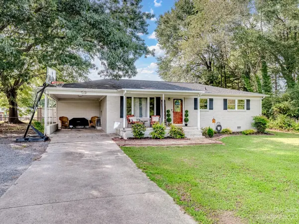 221 Springwood DR, Belmont, NC 28012