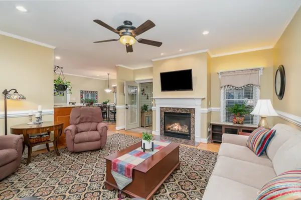 150 Saddlewood LN, Statesville, NC 28625