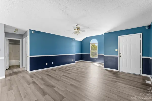 1972 Stratford DR, Conover, NC 28613