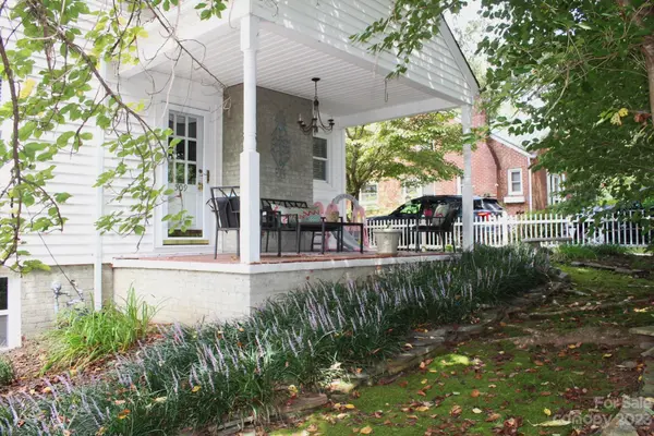 509 Viewmont ST, Lenoir, NC 28645