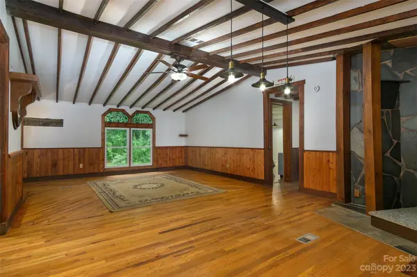 58 Holly Ridge RD, Candler, NC 28715