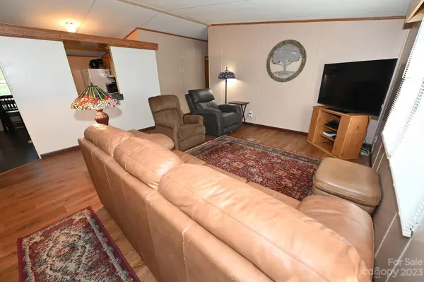 3355 Stony Brook CIR, Newton, NC 28658